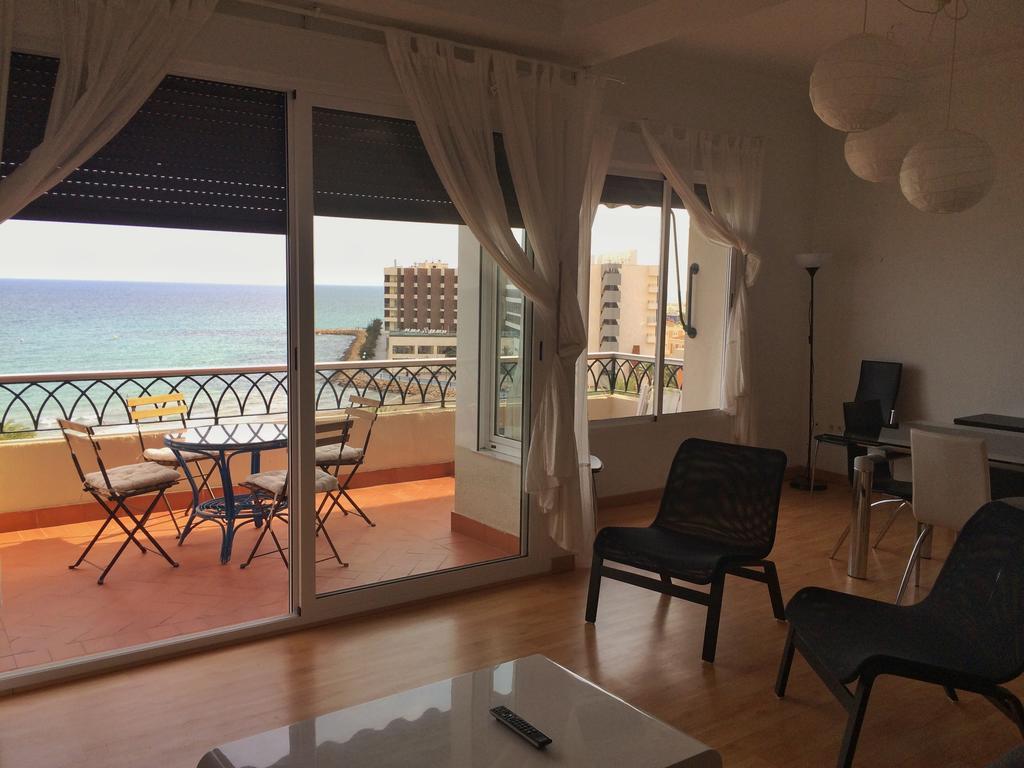 Apartamentos Bahía Alicante Habitación foto