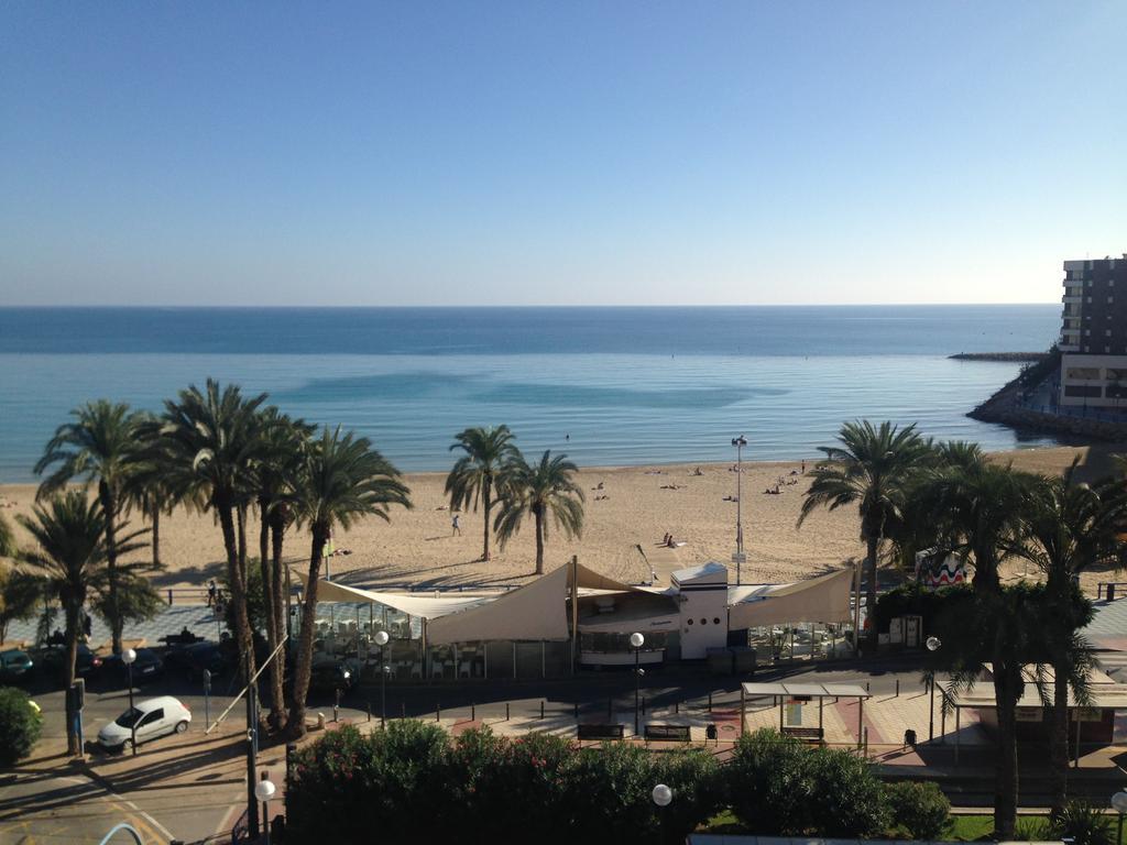 Apartamentos Bahía Alicante Habitación foto