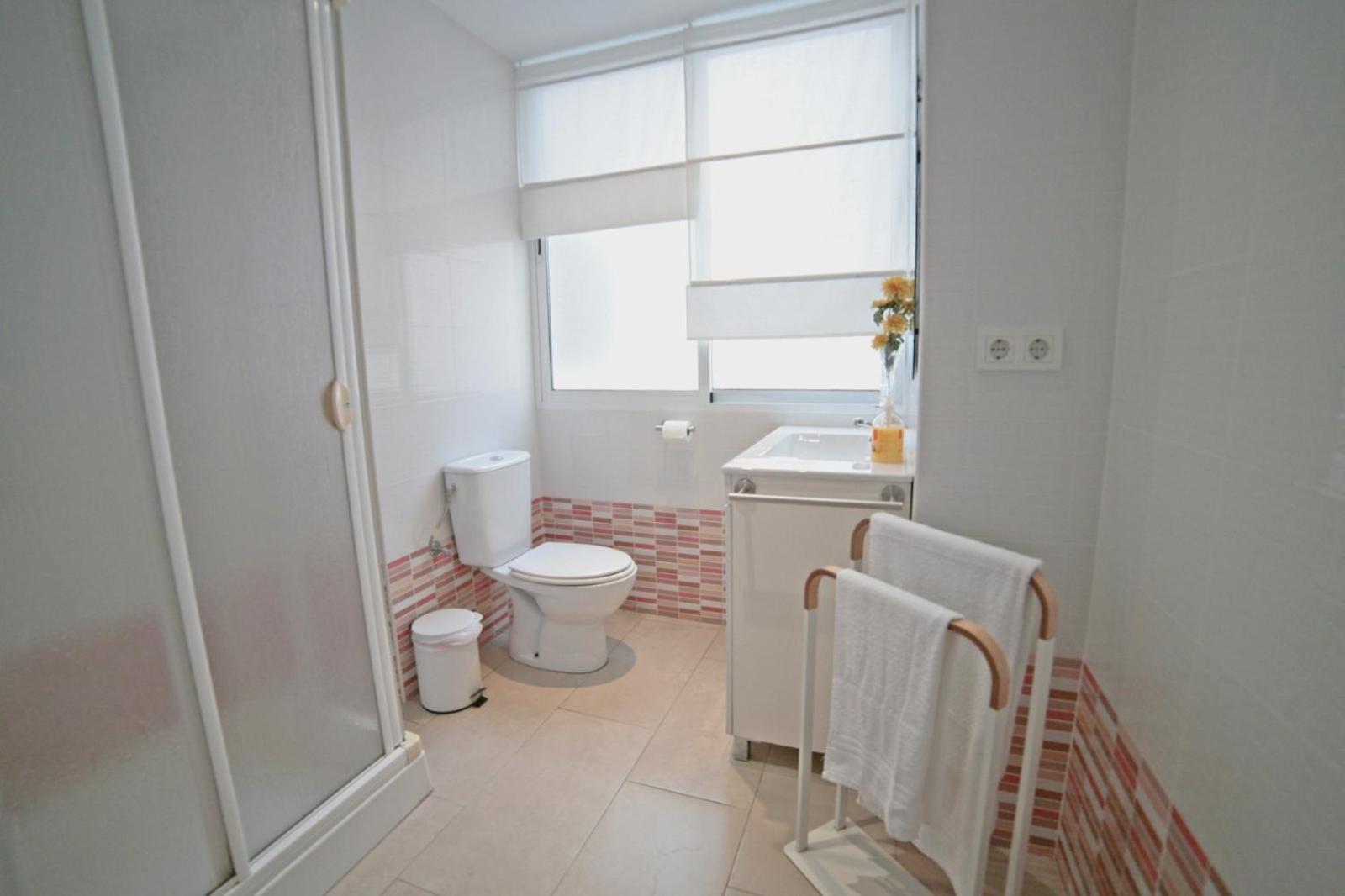 Apartamentos Bahía Alicante Exterior foto